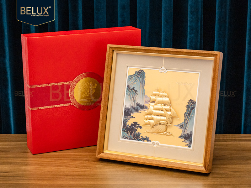 Tranh thuyền dát vàng - 30x30cm