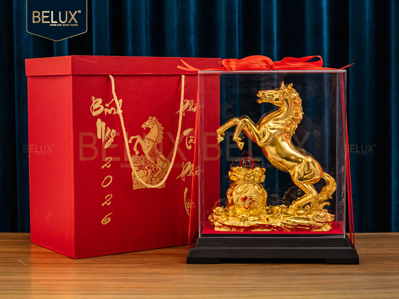 Tượng ngựa túi tiền tài lộc mạ vàng 24k