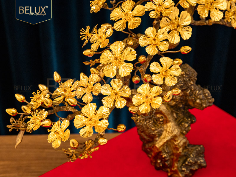 Mai Kim Cổ Thụ mạ vàng - 49x25x48 cm