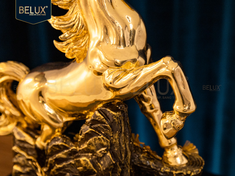 Tượng Ngựa Mã Vương Phú Quý Dát Vàng 24K