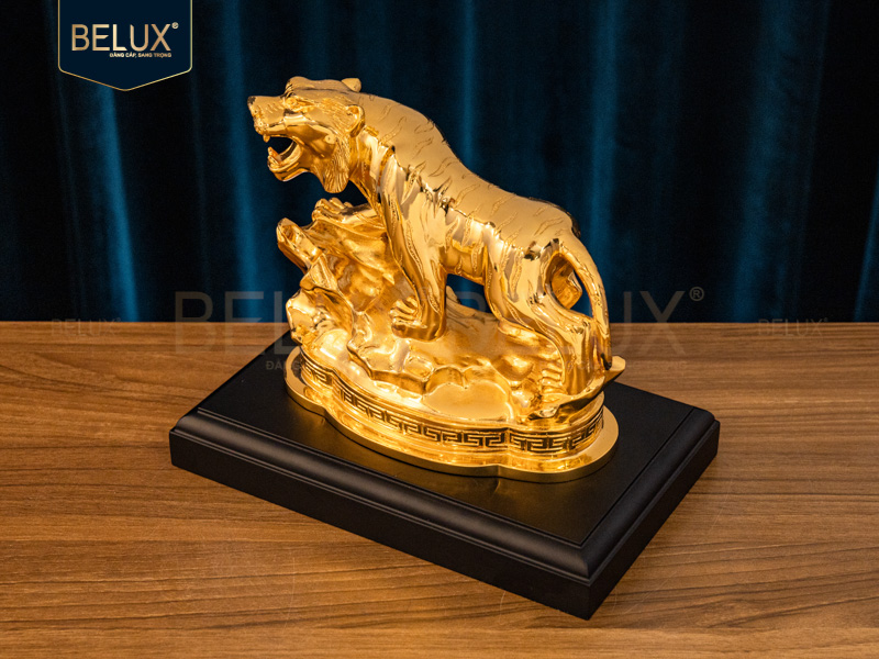 Tượng Linh Vật Hổ Phong Thủy Bằng Đồng Mạ Vàng 24k