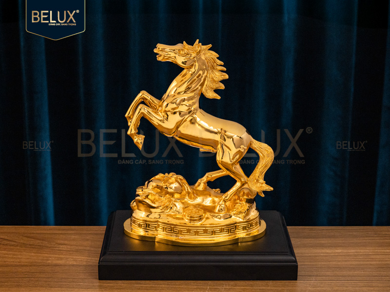Tượng Linh Vật Ngựa Mạ Vàng 24k