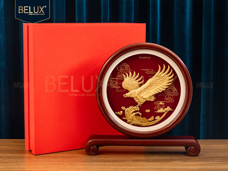 Biểu trưng tròn đại bàng dát vàng 24k&nbsp;