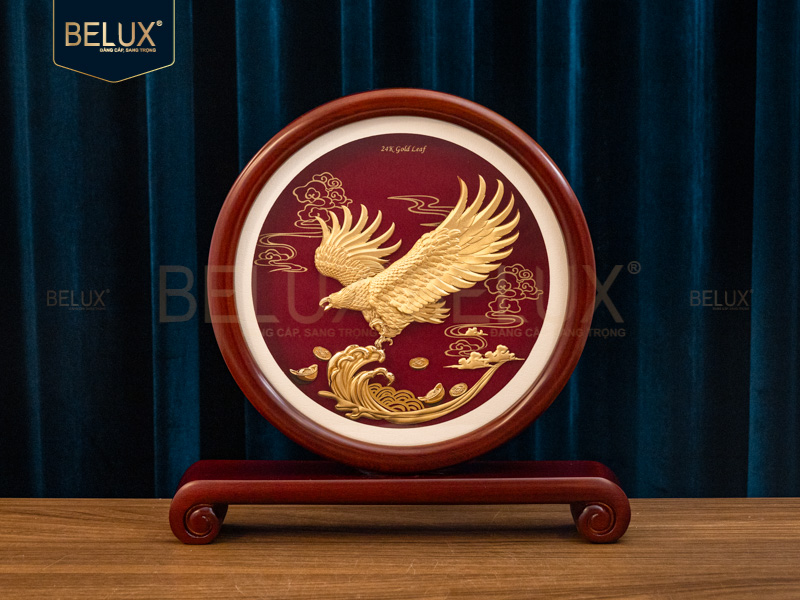 Biểu trưng tròn đại bàng dát vàng 24k&nbsp;