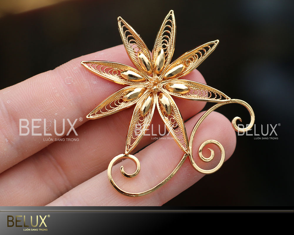 Hoa Cài Áo Mẫu 9