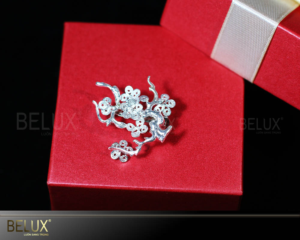 Hoa Cài Áo Mẫu 3