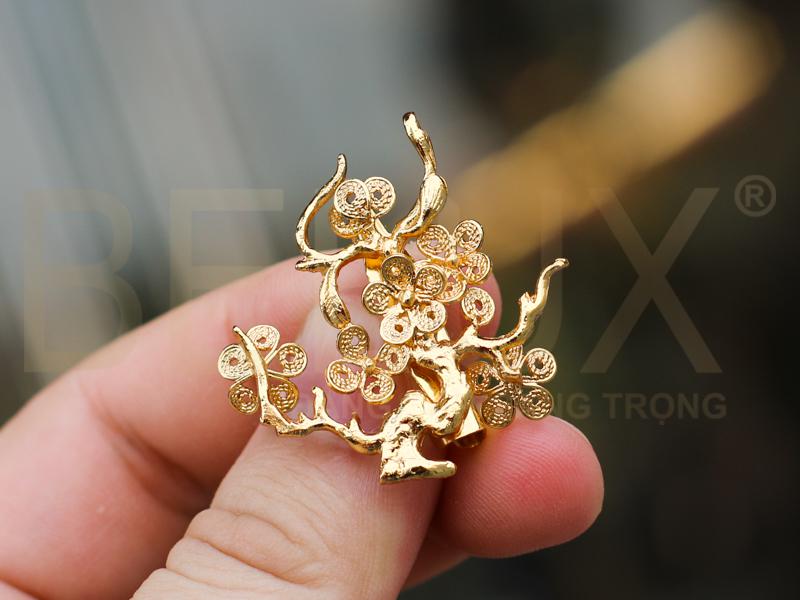 Hoa Cài Áo Mẫu 3