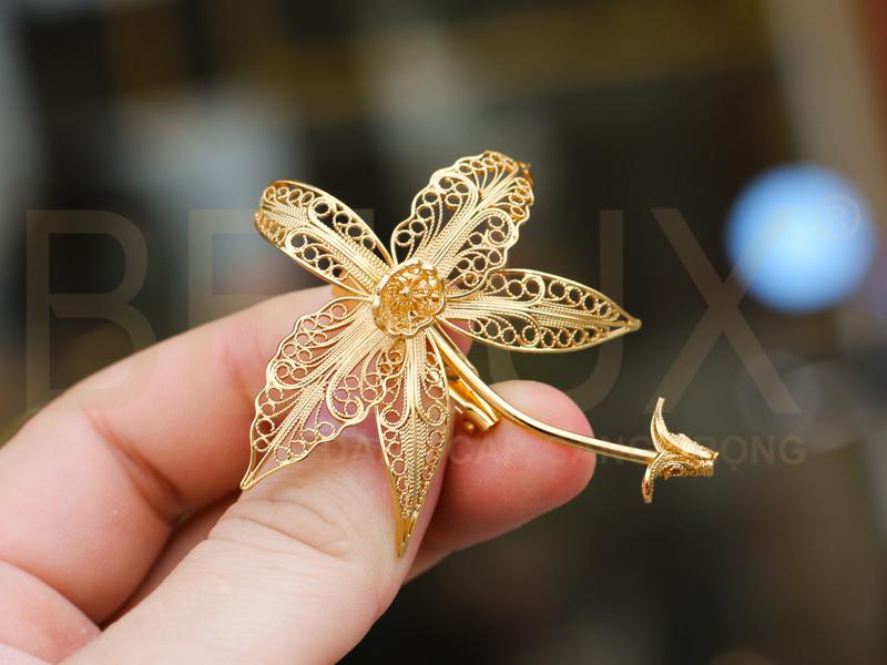 Hoa Cài Áo Mẫu 6