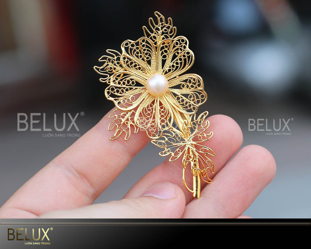 Hoa Cài Áo Mẫu 2