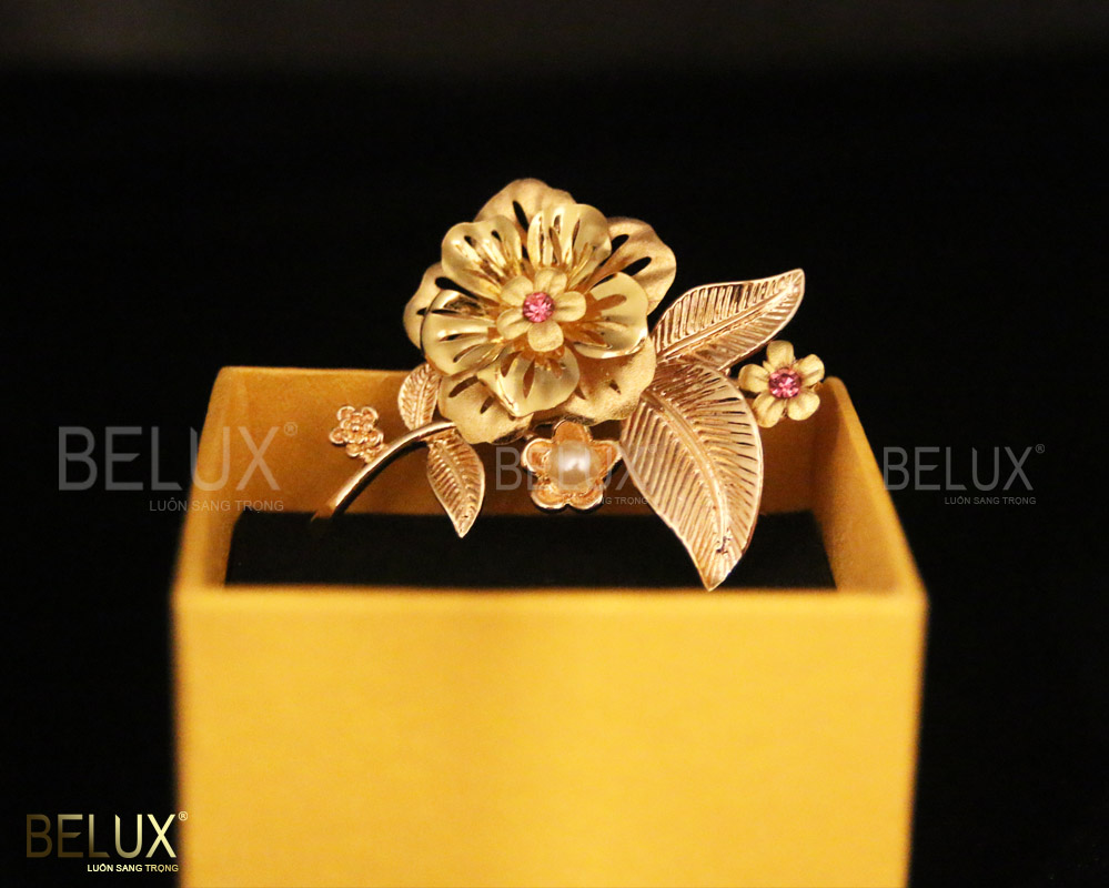 Hoa Hồng Cài Áo Mạ Vàng – Hoa Cài Áo
