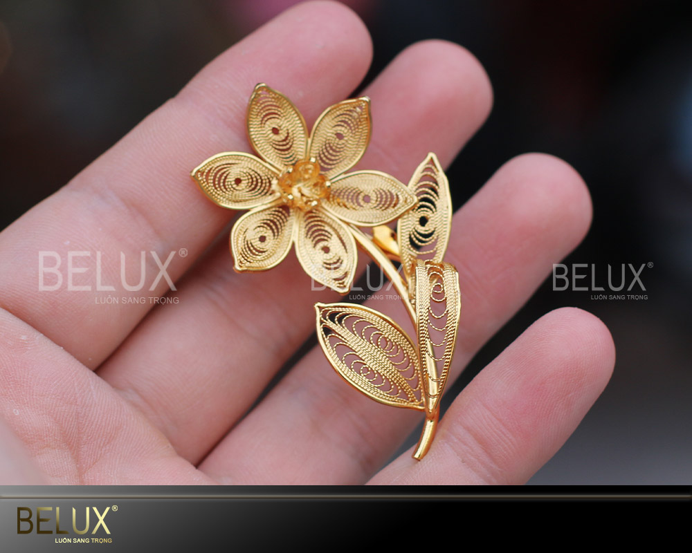 Hoa Cài Áo Mẫu 5