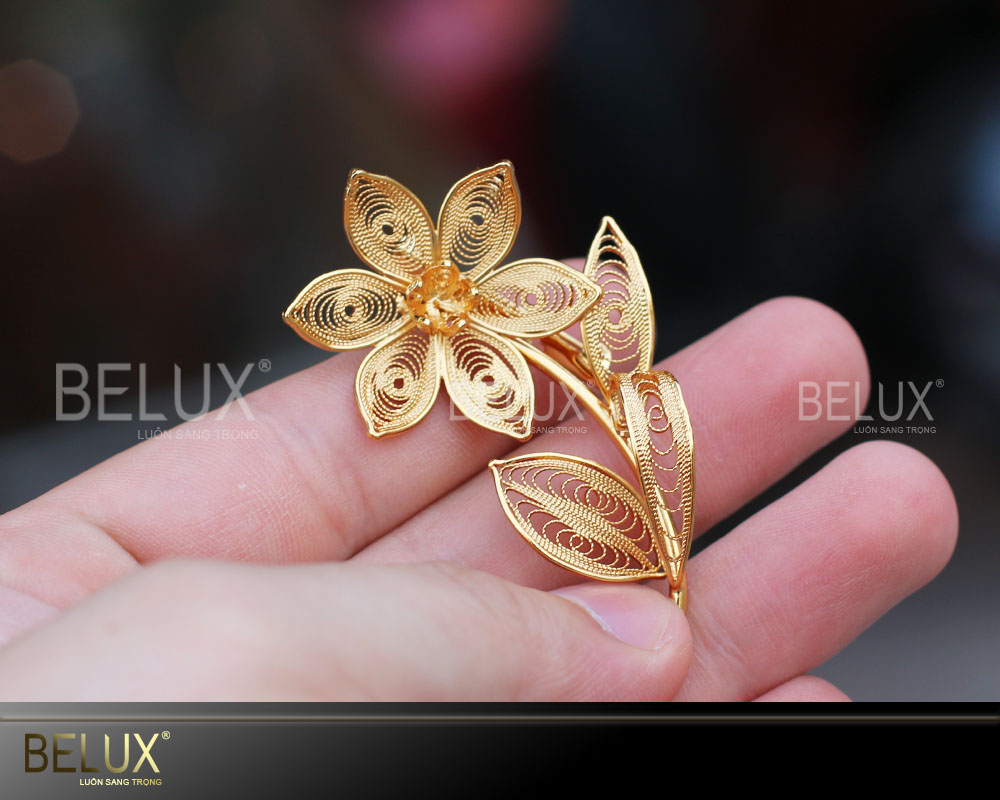 Hoa Cài Áo Mẫu 5