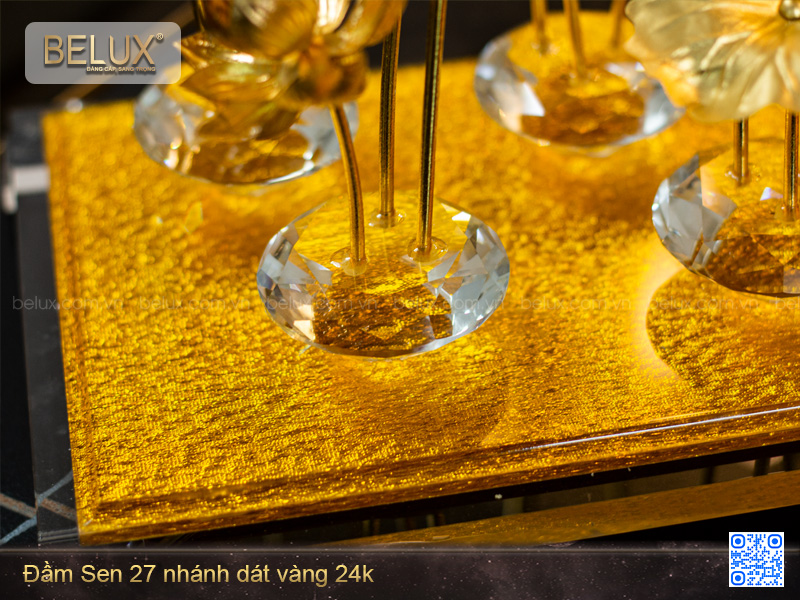 Hồ sen dát vàng 24K 27 nhánh