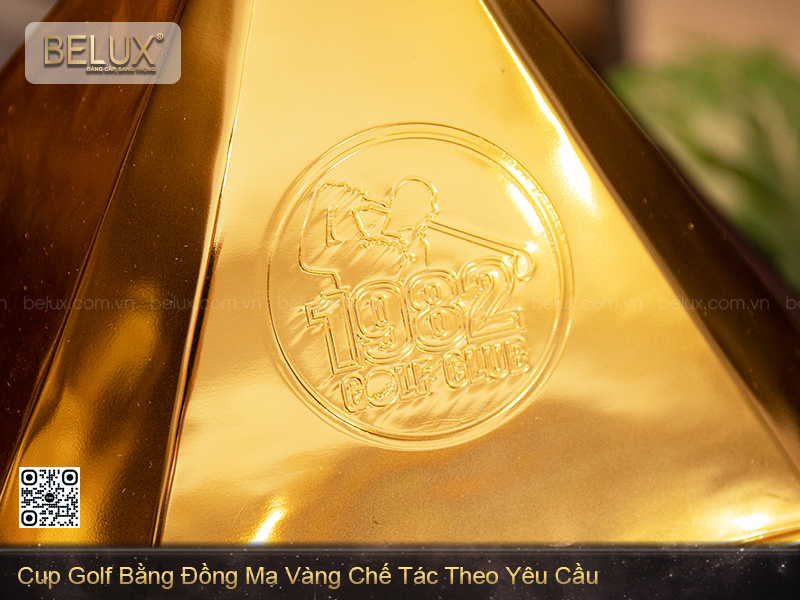 Cup Golf Bằng Đồng Mạ Vàng 24k Chế Tác Theo Yêu Cầu Cao 81cm