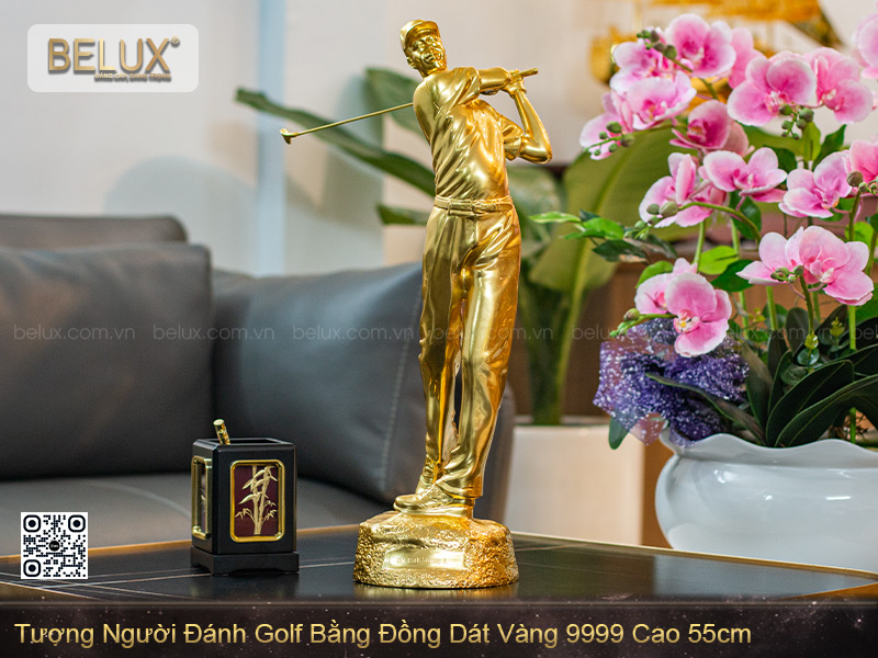 Tượng Người Đánh Golf Bằng Đồng Dát Vàng 9999 Cao 50cm