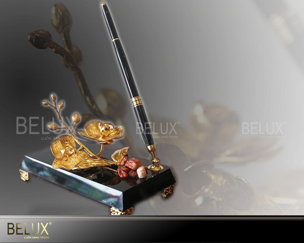 Đế bút hoa lan mạ vàng