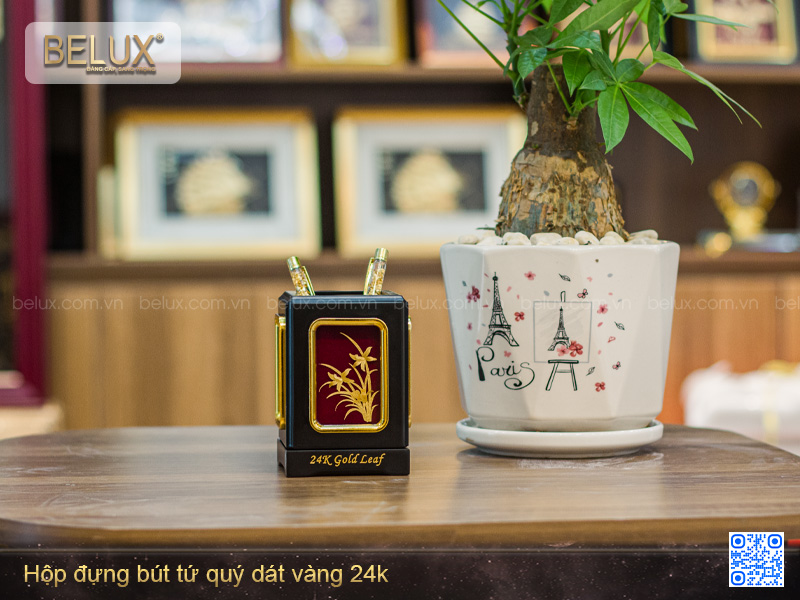 hop-dung-but-tu-quy-ma-vang-24k