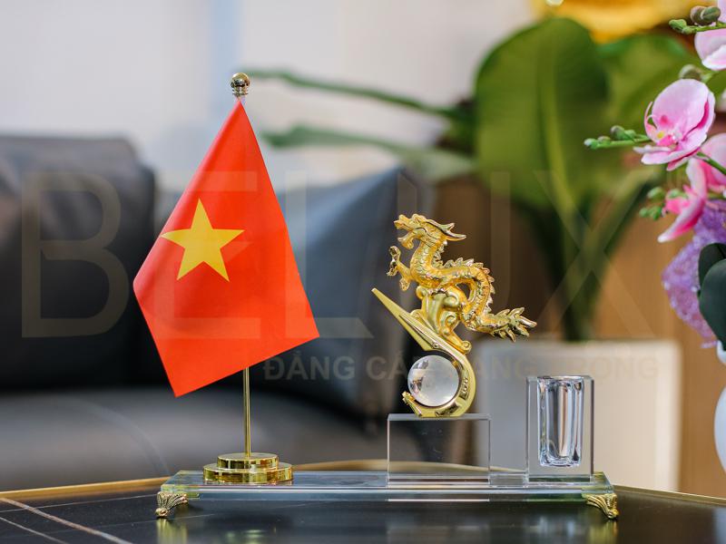 Đế Cắm Bút Để Bàn Hình Rồng Mạ Vàng