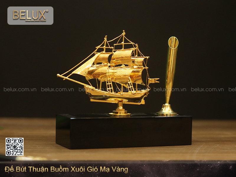 Đế bút Thuận buồm xuôi gió mạ vàng 24k