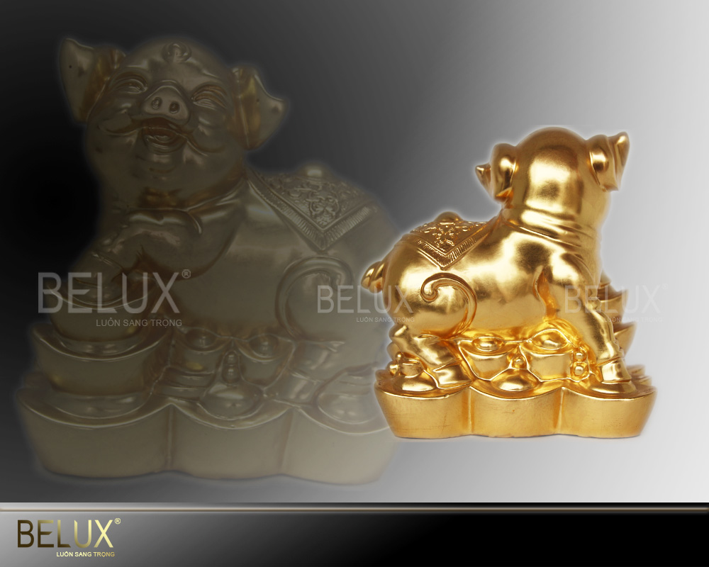 Linh vật lợn đồng dát vàng