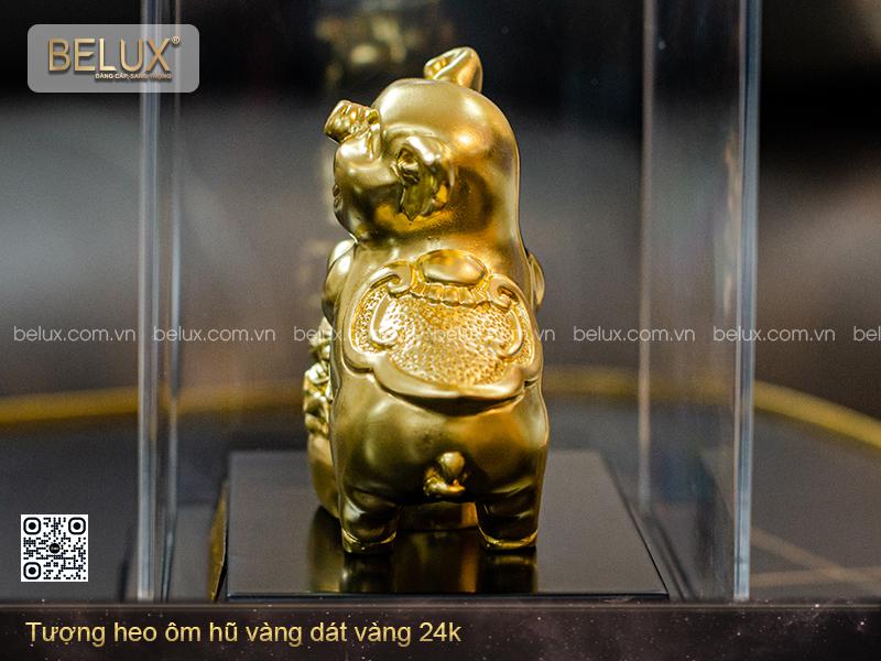 Tượng heo ôm hũ vàng dát vàng 24K