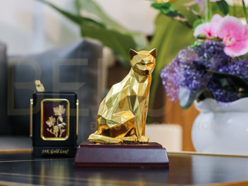Tượng Mèo Kim Cương thếp vàng 9999