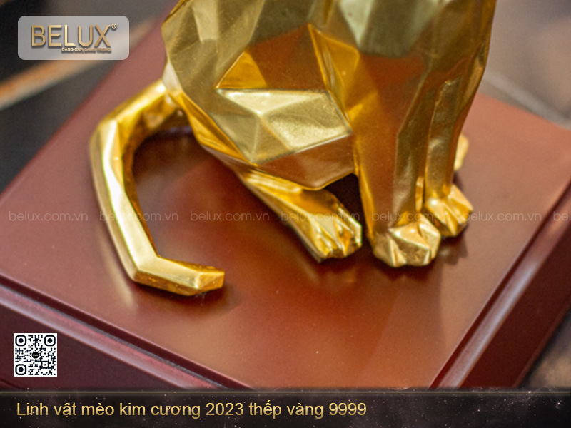 Tượng Mèo Kim Cương thếp vàng 9999
