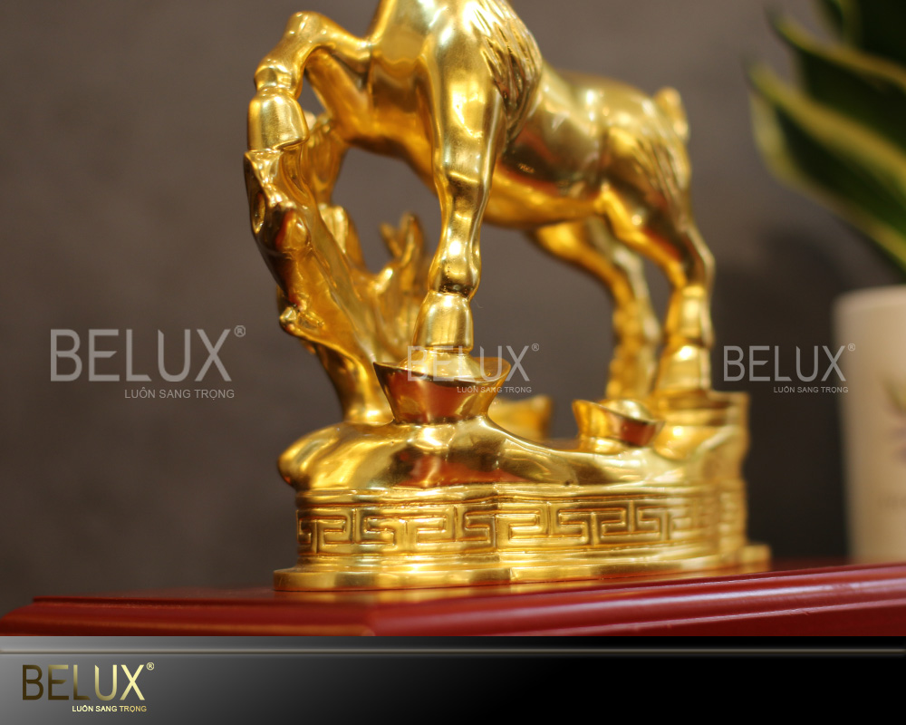 Tượng Dê dát vàng 9999