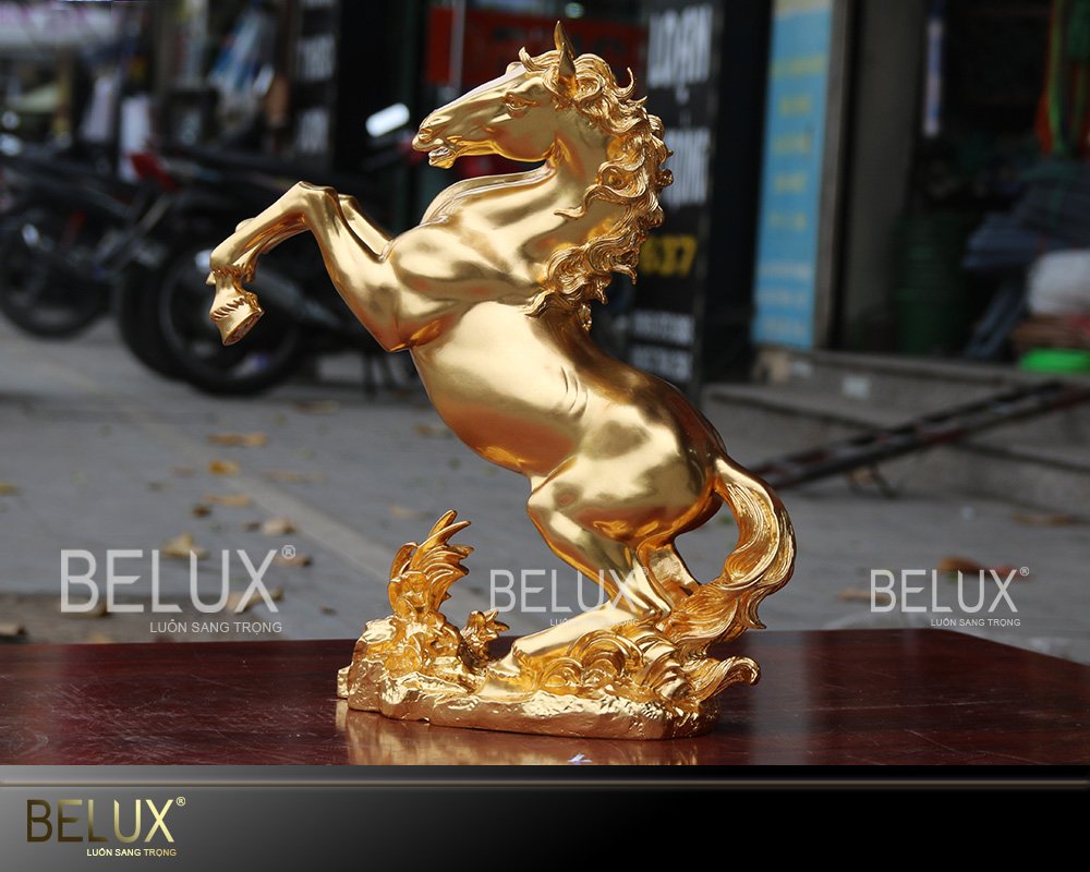 Tượng Ngựa Chiến Dát Vàng 9999