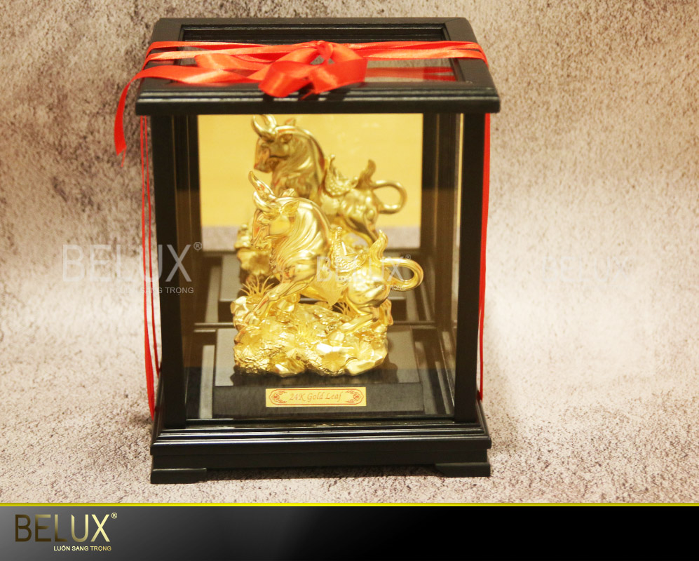 Tượng Linh Vật Trâu Mạ Vàng 24k