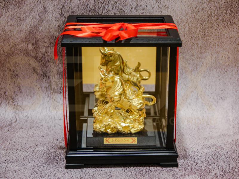 Tượng Linh Vật Trâu Mạ Vàng 24k
