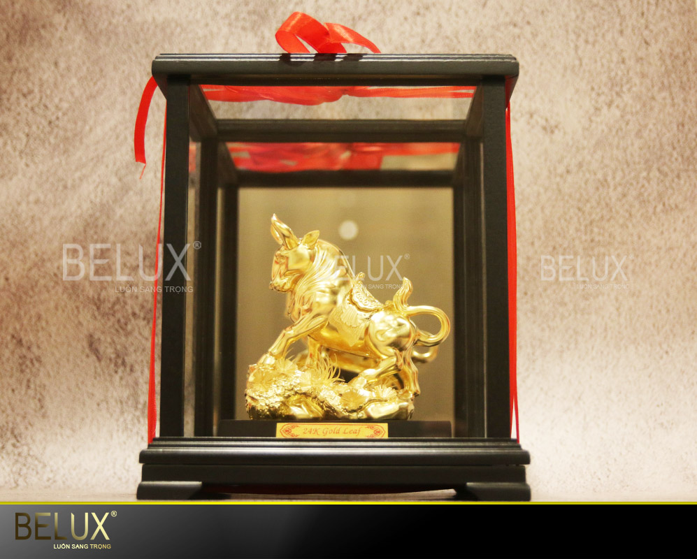 Tượng Linh Vật Trâu Mạ Vàng 24k