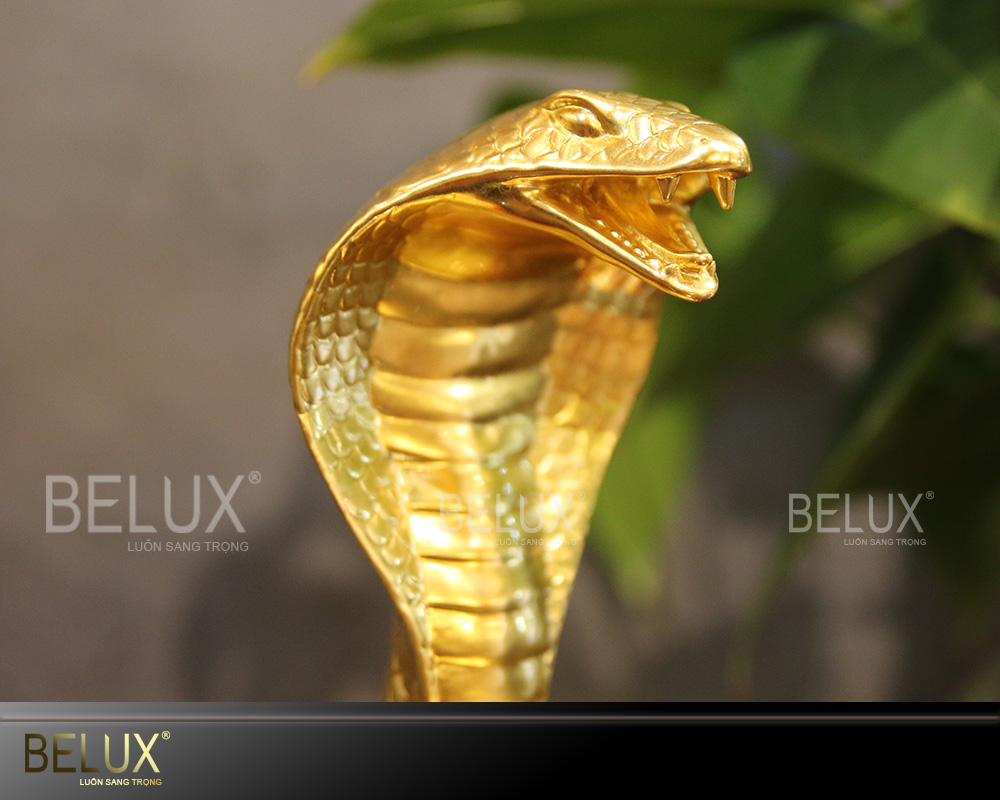Tượng Rắn Phong Thủy Dát Vàng 9999