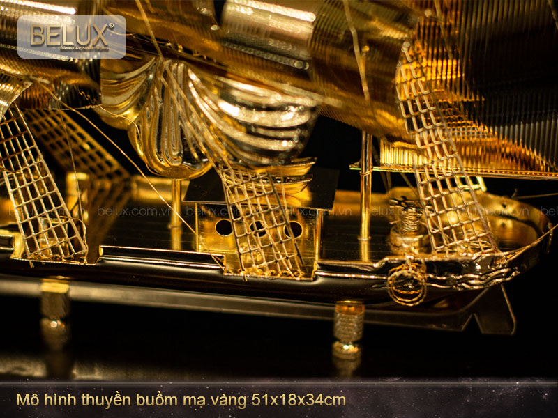 Quà Tặng Thuyền Buồm Mạ Vàng - M9