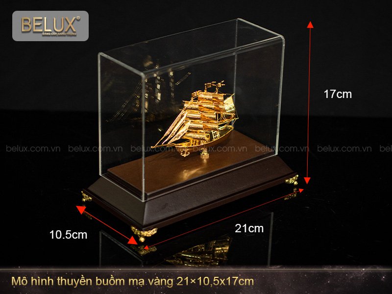 Mô hình thuyền buồm mạ vàng -M2