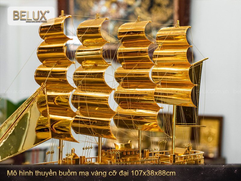 Mô hình thuyền buồm mạ vàng 24k cỡ đại - M16