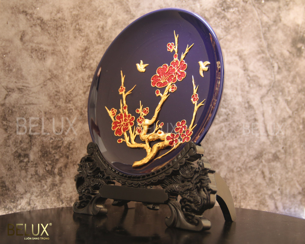 Đĩa chim én đón xuân dát vàng 24K D20 nền tím than