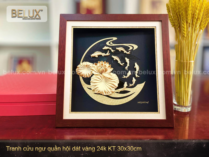 Tranh Cửu Ngư quần hội dát vàng 24k