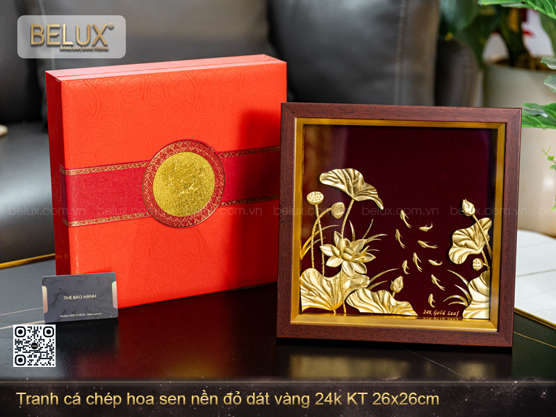 Tranh Cá Chép Hoa Sen Nền Đỏ Dát Vàng 24k KT 26x26cm
