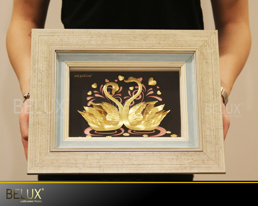 Tranh Vợ Chồng Thiên Nga Dát Vàng 24K
