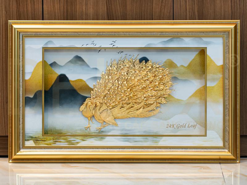 Tranh Đôi Chim Công Dát Vàng 24K 65x40cm Mẫu 2