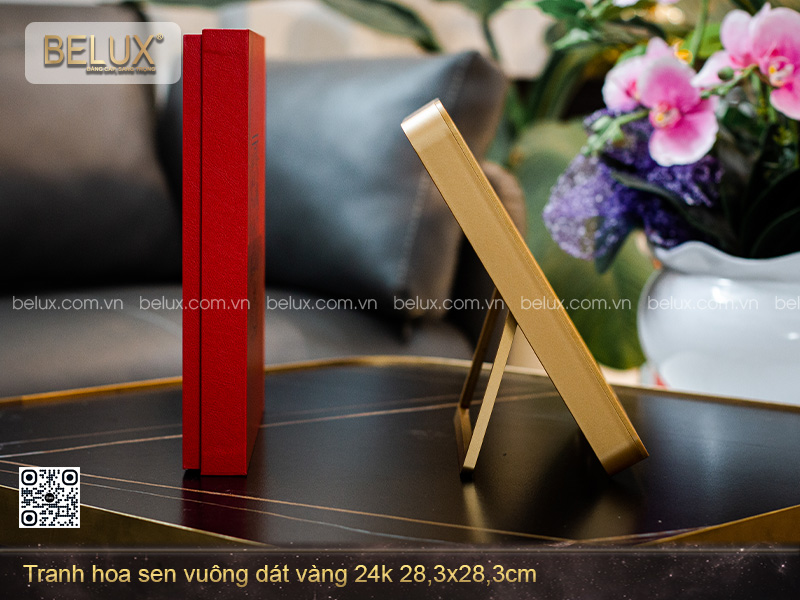 Tranh Hoa Sen Dát Vàng 24k 28x28cm