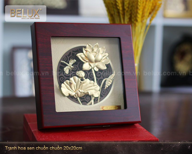 Tranh Hoa Sen Chuồn Chuồn Dát Vàng 24K