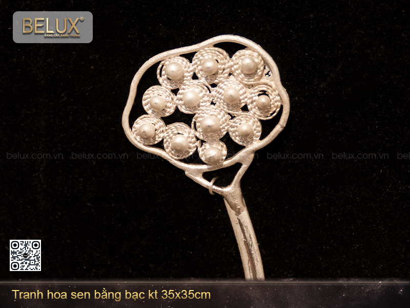 Tranh hoa sen bằng bạc – Dấu ấn thanh khiết giữa không gian sang trọng