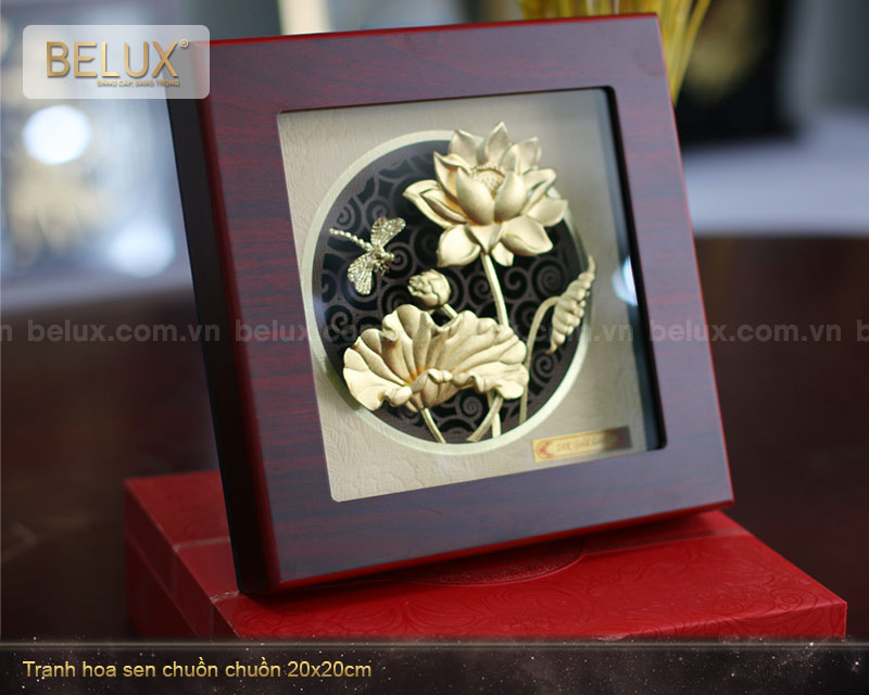 Tranh Hoa Sen Chuồn Chuồn Dát Vàng 24K