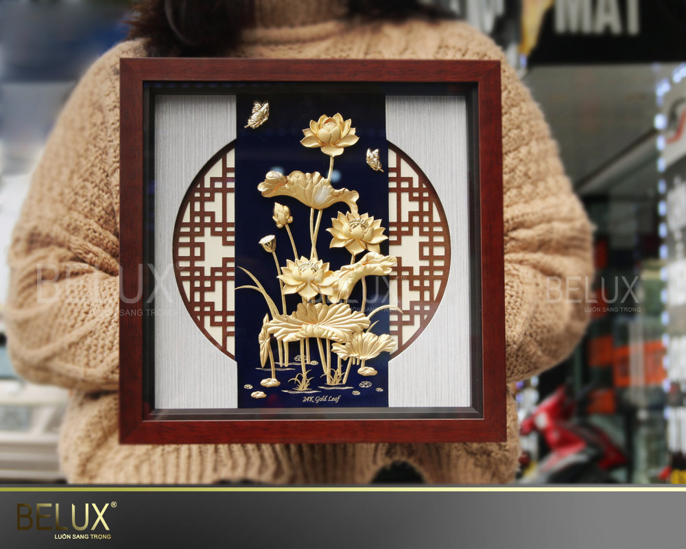 Tranh Hoa Sen Dát Vàng 24k 32x32cm