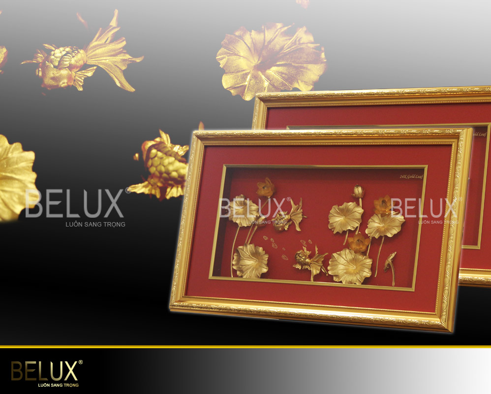 Tranh hoa sen cá vàng dát vàng 24k