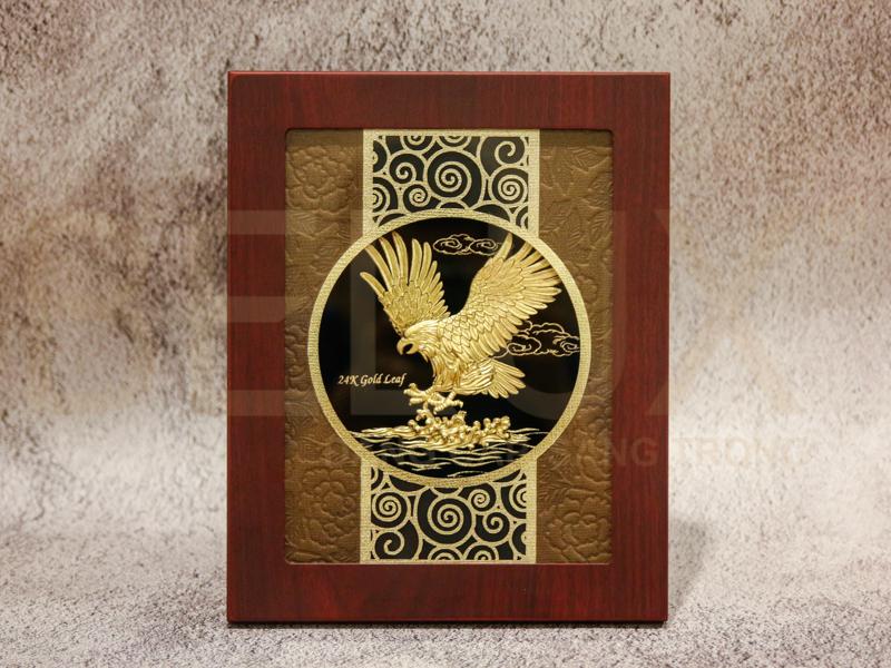 Tranh đại bàng tung cánh mạ vàng 24k mẫu 5