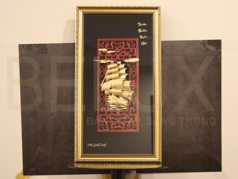Tranh thuyền buồm dát vàng 24K 65x36cm