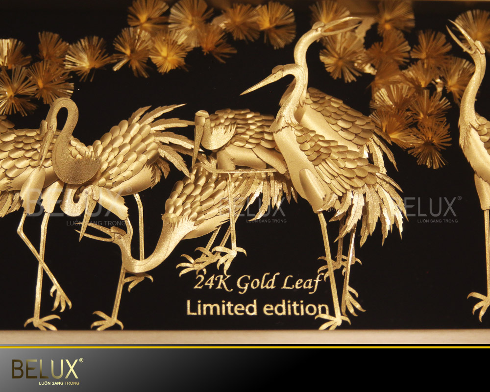 Tranh Tùng Hạc Diên Niên Dát Vàng 24K 81x42cm